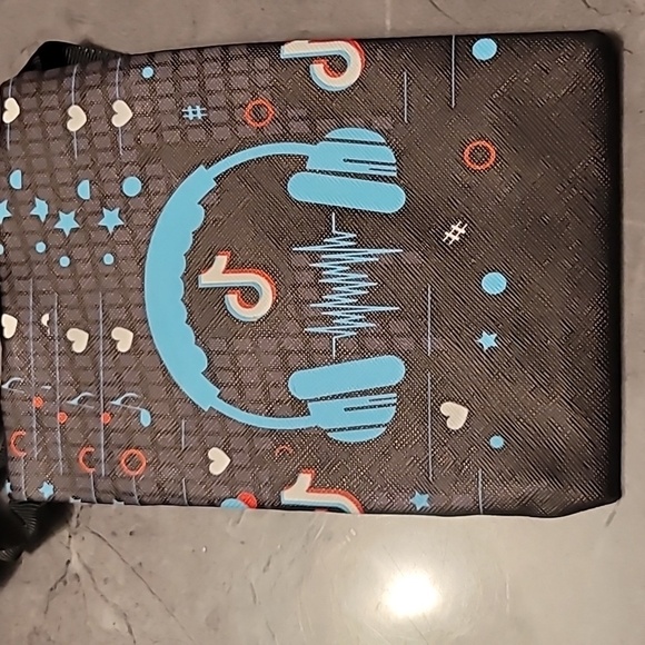 TIKTOK MINi WALLET - Picture 2 of 4